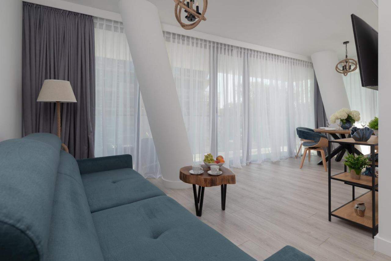 Royal Waves Resort & Spa - Apartment With Parking By Noclegi Renters Miedzyzdroje Extérieur photo