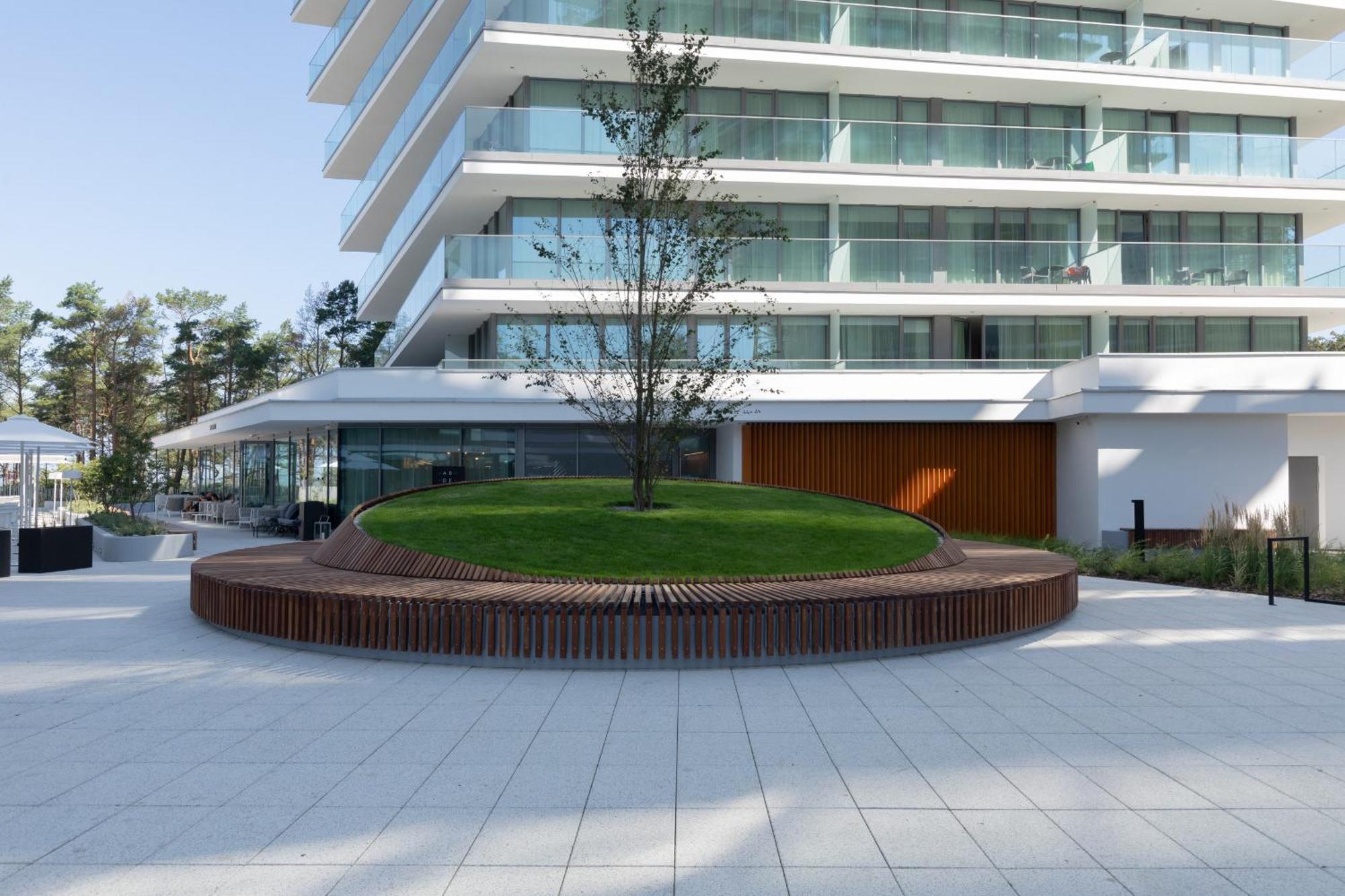 Royal Waves Resort & Spa - Apartment With Parking By Noclegi Renters Miedzyzdroje Extérieur photo